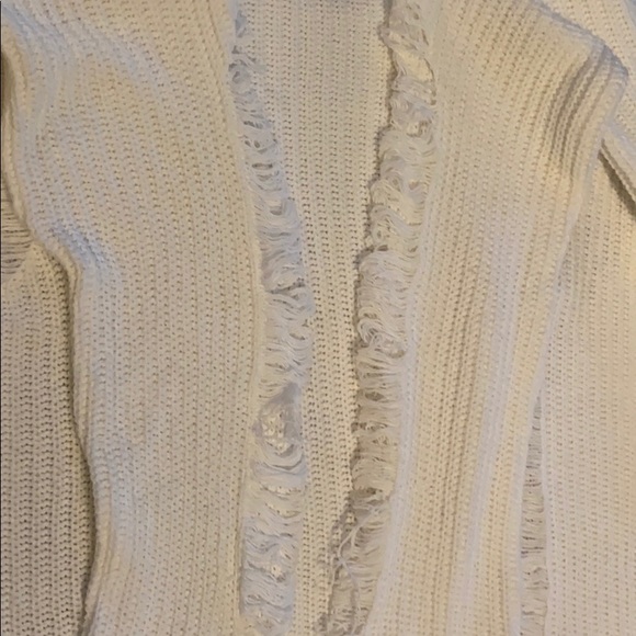 No Comment Deconstructed White Sweater Size Medium - Picture 8 of 9